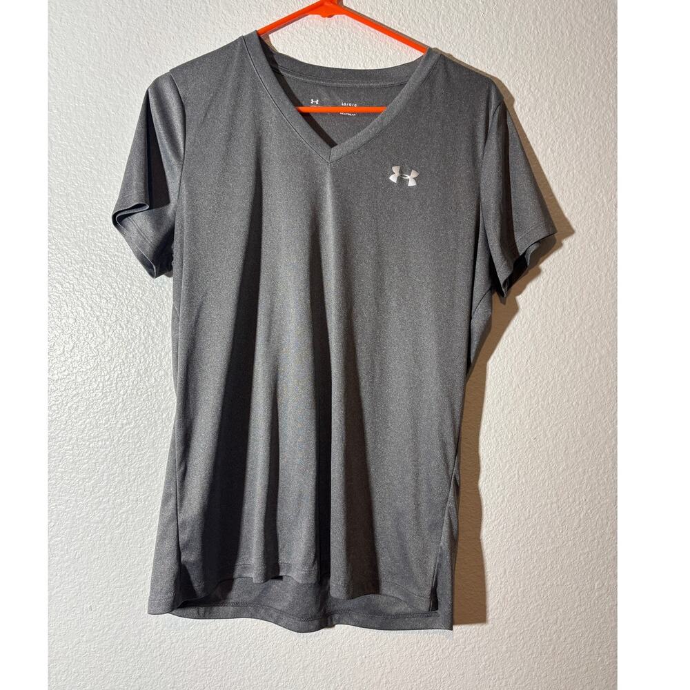 Under Armour Women's V-Neck Tee Size L Heatgear Loose Gray Athletic T-Shirt